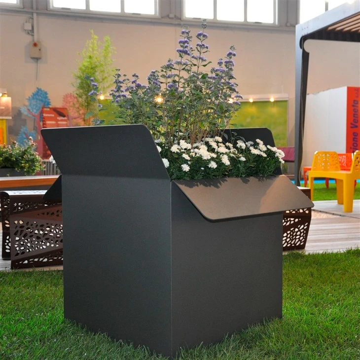 Extra Large Planters For Outside